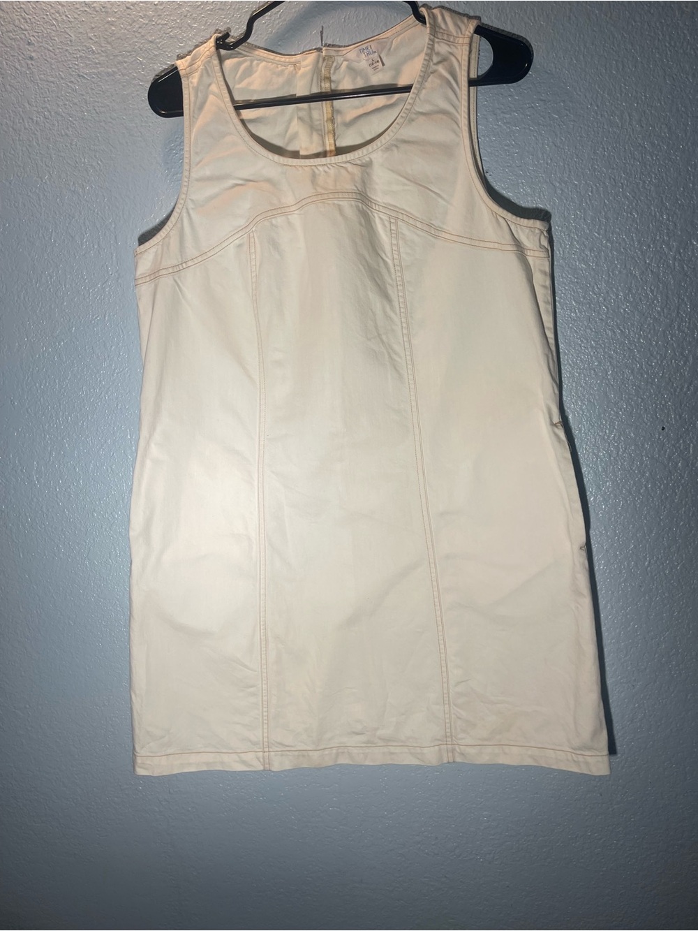 Time and Tru Cream Sleeveless Shift Dress